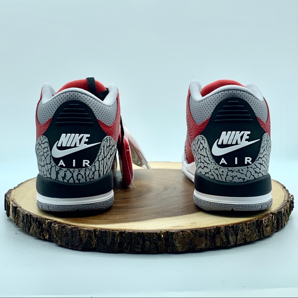 JORDAN Women’s/Youth Air Jordan 3 Retro SE - Picture 5 of 6